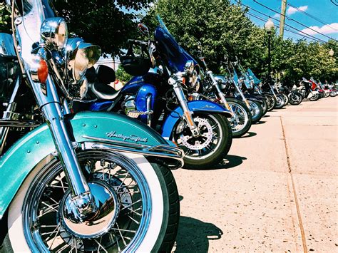 Lots of motorcycles rollin' up to the ballpark #vroomvroom | Affordable