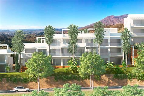 Piso en una finca de obra nueva de 69 m2 de superficie construida y. Piso En Venta En Las Mesas, Estepona (Málaga) - Ref: 2361