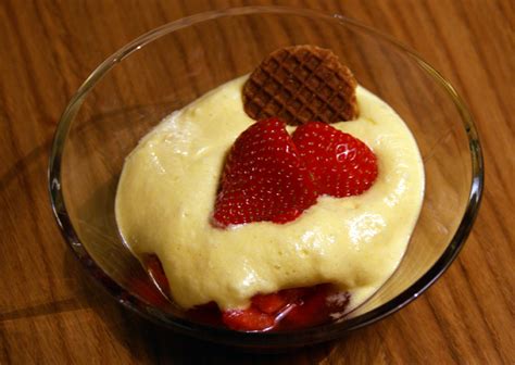 Strawberries With Mascarpone Cream
