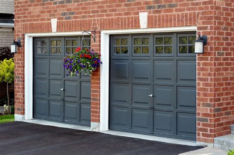 Garage Door Color Ideas For Brick House