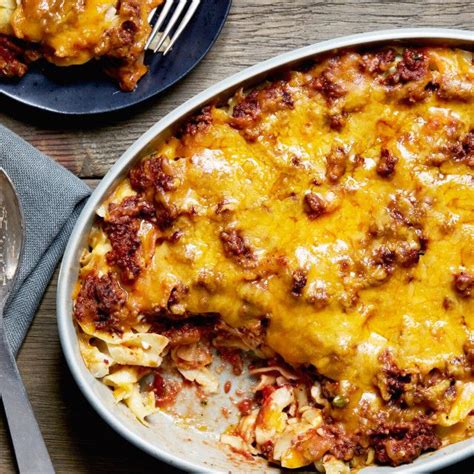 Lightly coat a 9×13 baking dish with nonstick spray and set aside. Sour Cream Noodle Bake | Recipe in 2020 | Food network ...