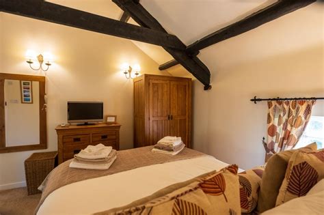 Tyn Y Coed Cottage Self Catering In The Brecon Beacons Sleeps 6 Hot Tub