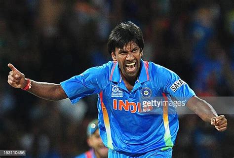 Lakshmipathy Balaji Cricketer Photos And Premium High Res Pictures