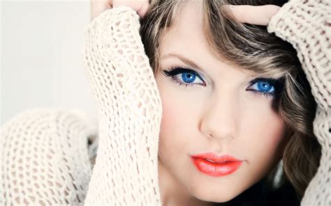 Hd Wallpapers Taylor Swift Sexy Blue Eyes