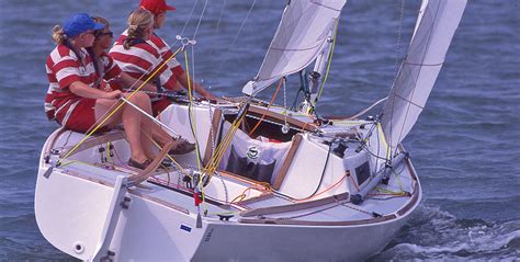 Onze prijswinnares van de superman actie.helemaal blij met het gewonnen pakket voor haar zoon thierry! J22 / J 22 One Design Sailboat Family Sailing Worldwide ...
