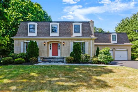 Read 3 reviews, get prices and compare yellow brick house with other communities in lithonia. On the Market: Follow the road to this yellow brick house ...