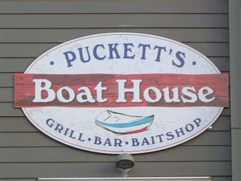 We had a 4 year old who loved the kids' chicken nuggets! The Art of Positive Living: Puckett's Boat House, Franklin ...