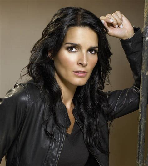 Angie Harmon Famous Native American Actress Native American Actors