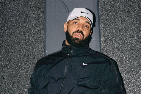 Download lagu mp3 & video: Drake | News | "Left Foot Up, Right Foot Slide": Drake ...