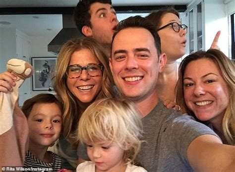 Tom hanks shows off his adorable granddaughter to the. Rita Wilson gushes over 'good father' Tom Hanks and shares photo of son Chet and daughter ...