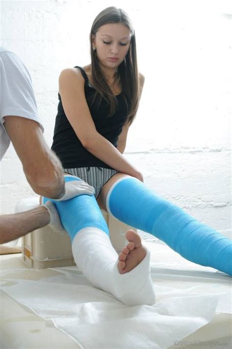 Pin By Ciara Casts On Quad Long Leg Cast Leg Cast It Cast