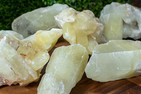Sulfur Quartz Meanings And Crystal Properties The Crystal Council