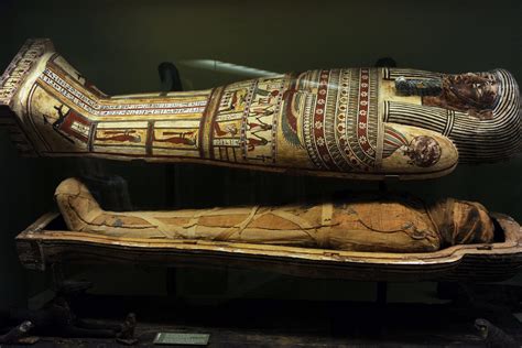 why did the victorians eat mummies from egypt