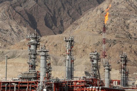 Iran Might Not Be An Immediate Bonanza For Oil Firms The New York Times