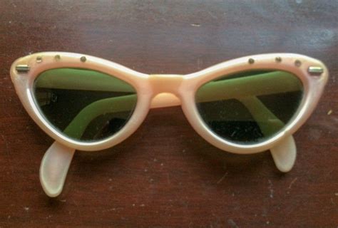 vintage pink cat eye sunglasses 1940 s 1950 s etsy in 2020 cat eye sunglasses pink cat