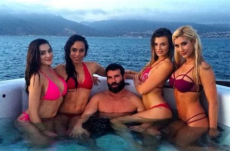 Floyd Mayweather Parties With Fellow Multi Millionaire Dan Bilzerian At Las Vegas Pool Party