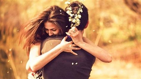 Hug Day Wallpaper Hd Hug Quotes Wallpaper Desktop Hd Happy Messages Sms Pic Baltana Wallpapers