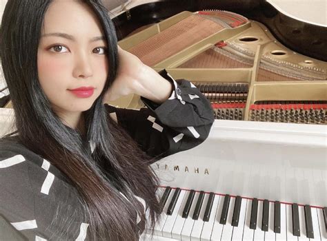 Miyako Play On Her Keyboard Post In Instagram Rlovebites