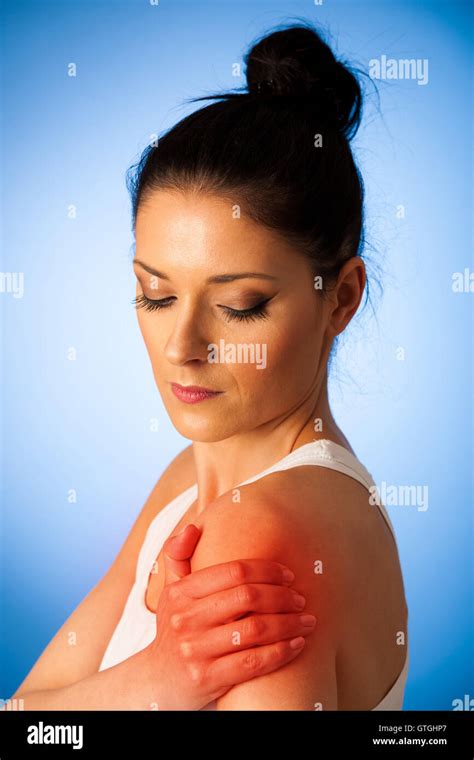 Shoulder Pain In Woman Hi Res Stock Photography And Images Alamy