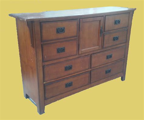 Uhuru Furniture And Collectibles Mission Style Dresser W Mirror And 2