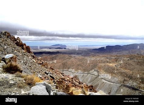 Vista Del Valle De Mexicali Y El Centinela Mt Señal Desde La