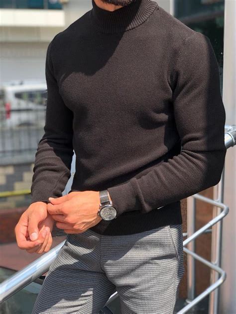 Men's turtleneck sweaters have suffered a style decline thanks to some pretty poor pairings. Marc Slim-Fit Turtleneck Knitwear Black (With images ...