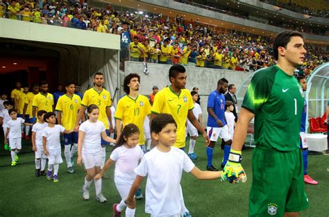Pelo time alviverde ele já entrou em campo em dez oportunidades. Veja os convocados da seleção olímpica para os amistosos ...
