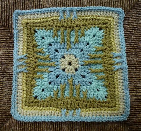 3,296 likes · 47 talking about this. Kittens Claw 9" Crochet Square | www.ravelry.com/projects ...