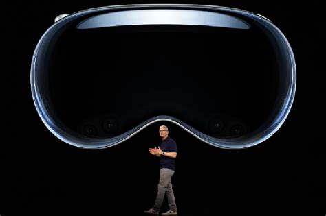 Apple unveils Vision Pro, its $3,500 headset – Filipino News