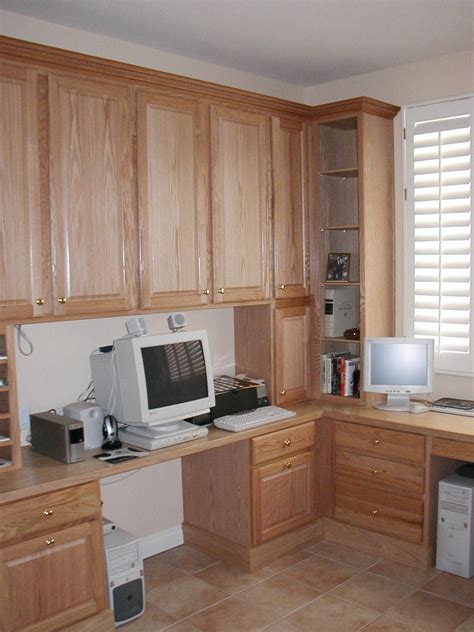 We use real kitchen cabinet information. requesting opinions- on built ins (granite, countertop ...