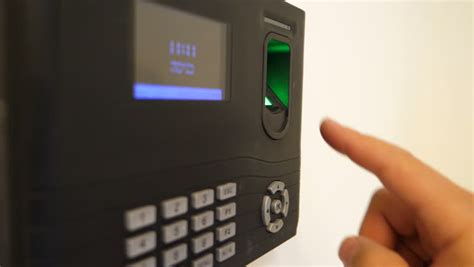 Choosing The Right Biometric Attendance System For Your Needs The