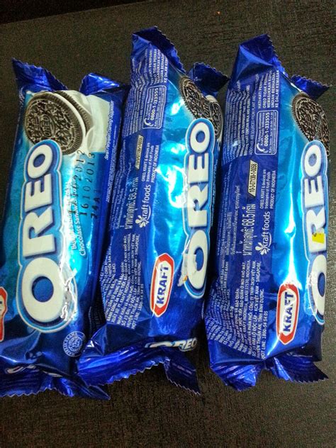 Selepas semalaman, mama bolehlah potong dan rasa oreo cheesecake yang creamy dan lembut! My SweeT JouRNeY 2 ReMeMBeR: Oreo Cheese Cake...Resepi ...