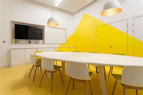 Now, anyone with a google account can create an online meeting with up to 100 participants and meet. conference room set up - Google Search | Meeting room ...