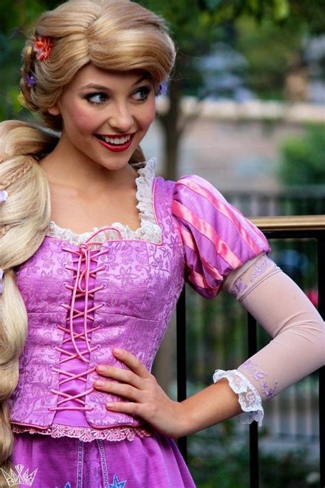 Real Life Rapunzel Rapunzel Cosplay Disney Rapunzel Disney World