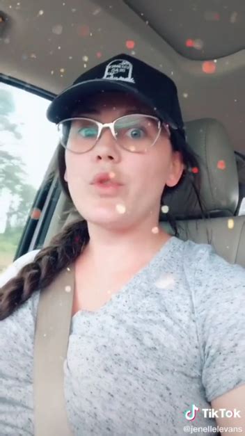 Teen Moms Jenelle Evans Slammed As A ‘stupid For Filming A Tiktok
