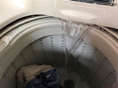 Video ini menerangakan masalah mesin basuh air tak masuk dalam mesin basuh dan cara penyelesaiannya. Saluran Air Ke Mesin Basuh Perlahan & Tersumbat, Ini ...
