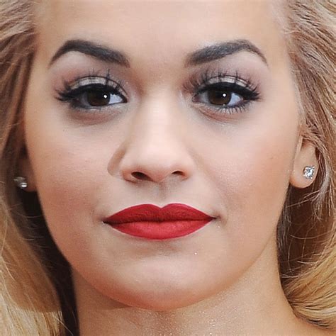 Rita Ora Makeup Black Eyeshadow Silver Eyeshadow And Red Lipstick