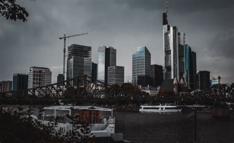 Es ist gesetzlich verboten, diese rechte zu verletzen. Coinbase stellt Deutschland-Chef ein | FinanceFWD