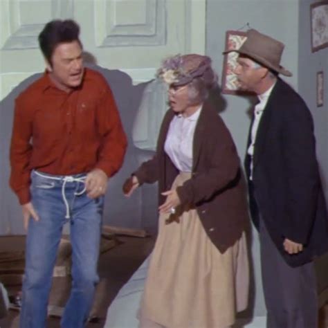 9 Green Acres Episodes Where The Main Cast Played Someone Other Than