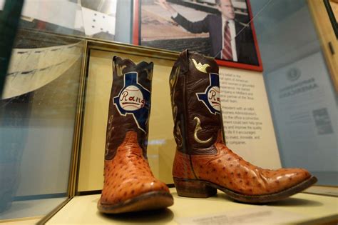 Check spelling or type a new query. At Bush Library, A Chance To Be The Decider-In-Chief ...