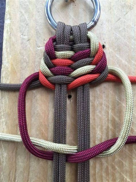 We did not find results for: 12 Strand Round Braid - MyKingList.com | Paracord diy ...
