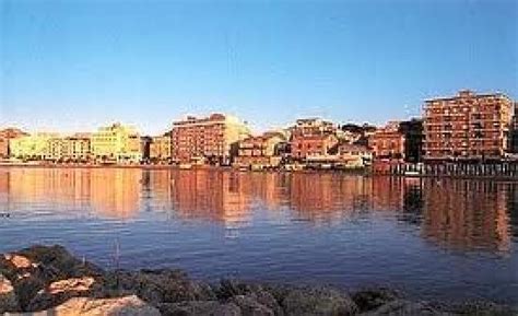 Crotone is a city in calabria, located along the coast of ionian sea in the southern italy. Crotone: Nuovi prelievi dell'Arpacal nelle acque del ...