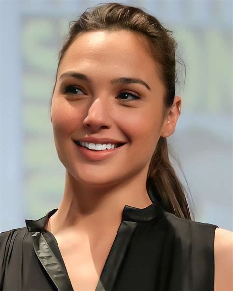 Gal Gadot Fan Instagram Double Tap For These Pictures Of Gal