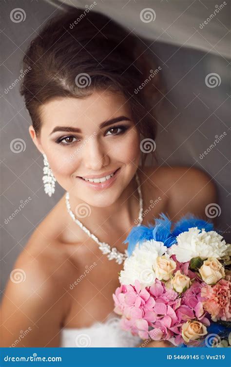 4612 Perfect Bride Bouquet Stock Photos Free And Royalty Free Stock