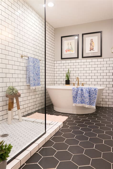 45 Elegant White Hexagon Bathroom Tile Design Ideas White Bathroom