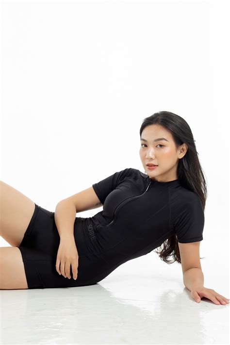 Đồ Bơi Liền Thân Tay Ngắn Raglan Zip Up Swimsuit Sobievn