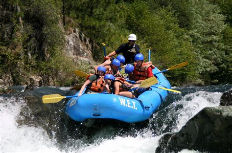 Situated in slim river, this hotel is 5.4 mi (8.7 km) from sultan azlan shah polytechnic and 15.6 mi (25.1 km) from sultan idris education university. W.E.T. River Trips | Visit Placer