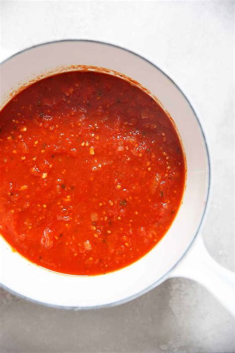 How To Make Tomato Sauce From Fresh Tomatoes Lexi S Clean Kitchen