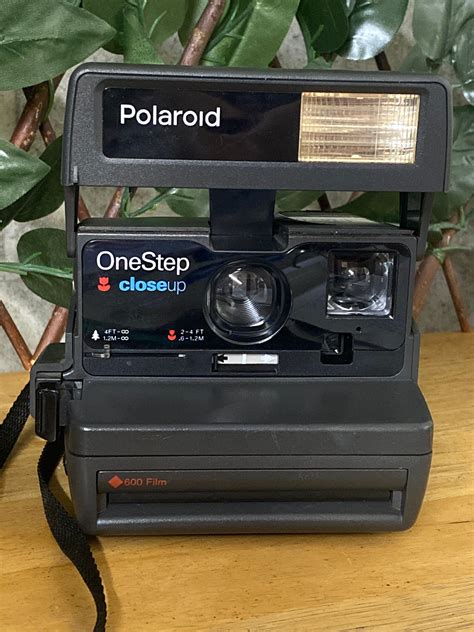 Polaroid 600 One Step Closeup Instant Film Camera Etsy