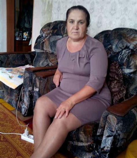 Russian Granny 60 Yo With Sexy Legs In Stockings 13 Pics Xhamster